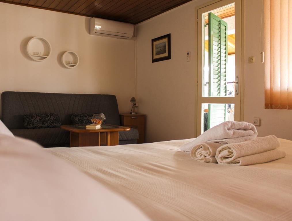 Roko Apartments Biograd Na Moru Exterior photo